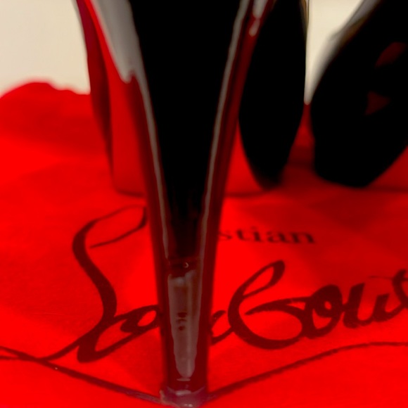 Christian Louboutin Shoes Christian Louboutin Black Patent Leather